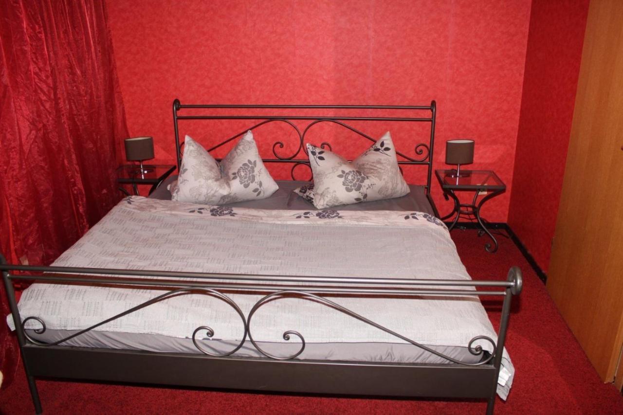 Ferienwohnung Wohnen In Einer Privatstrasse Marl Exterior foto